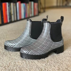 NWT Jeffrey Campbell Chelsea Rain Boots